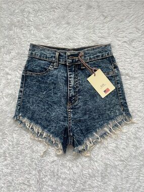 GJG Denim women's blue acid wash high-rise cutoff shorts frayed hem  Size S